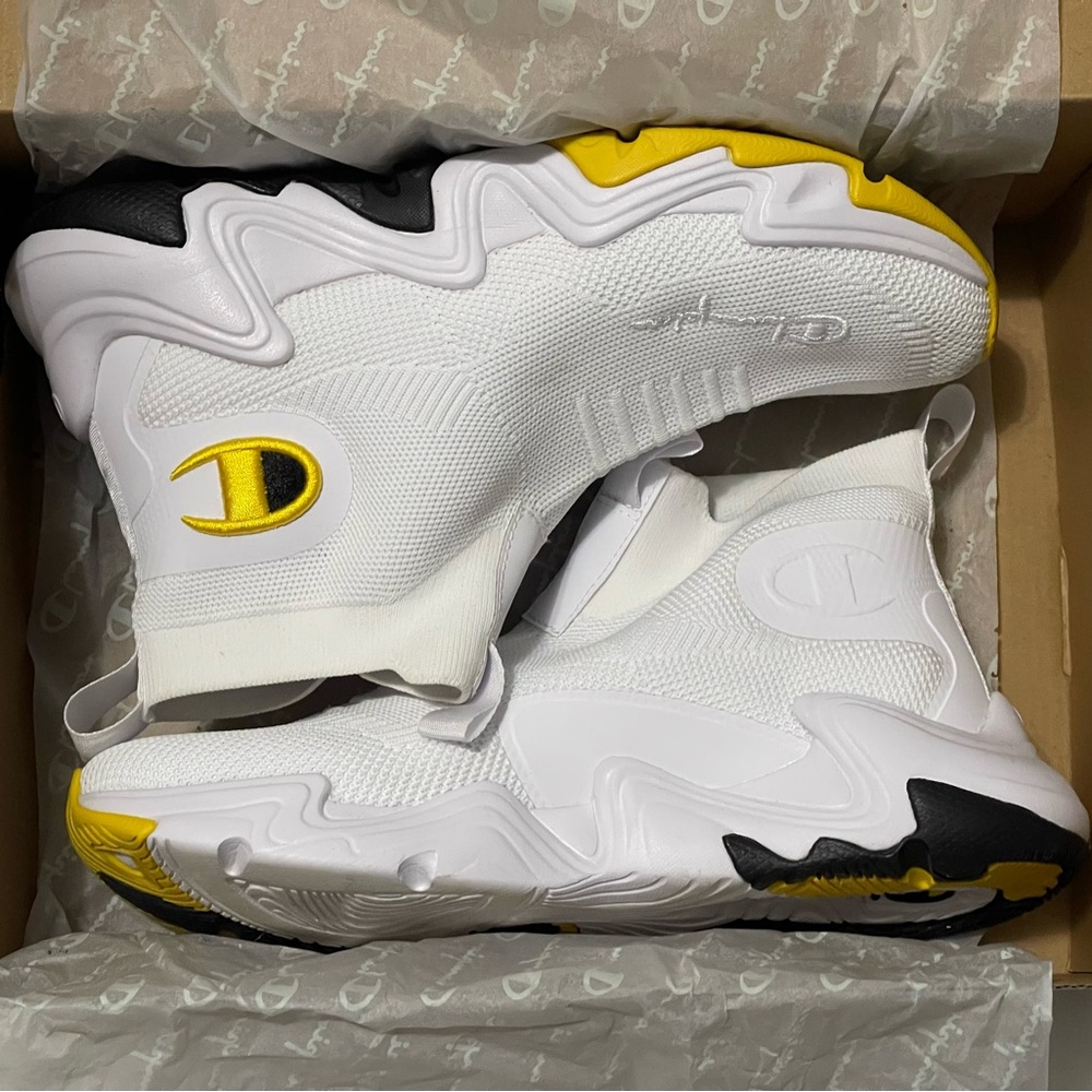 Champion Women's Hyper C Raw Smile